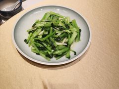 -八府香鸭·啫啫煲(华山路店)