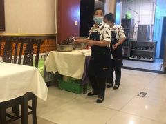 -鑫巴蜀小镇 · 水煮鱼专研店(玉桥店)