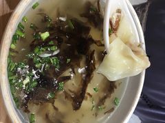 鸡汤小馄饨-早安山丘·豆浆油条(小木桥路店)