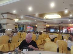 -御满江海鲜酒家(洛溪新城店)