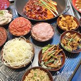 来海口吃火锅啦，色香味俱全