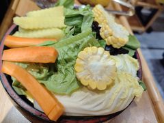 -一朵菌·野生菌探索家火锅(南亚店)