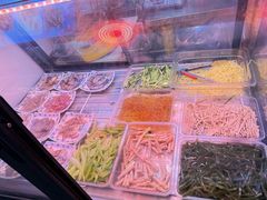 -万记麻辣烫国展总店