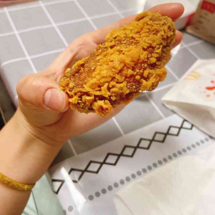 麦当劳(古田路购物广场店)-"麦当劳许久不吃吧娃有时候还有点念想