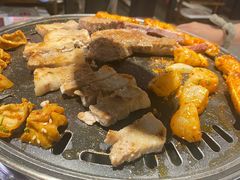 -悟能八戒烤肉自助(秦隆步行街店)