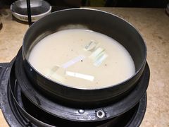 -英子补身汤(海兰路店)