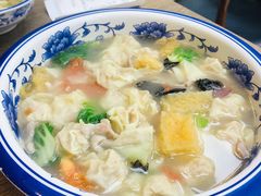 三鲜馄饨-刘长兴(逸仙桥店)