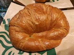 -星巴克(古美路店)