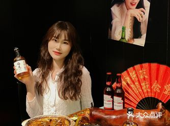 谁会不喜欢吃烤乳猪呢！这味道绝啦️