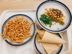 弯脚杆油茶-正南齐北·老街糯米团(洪崖洞店)