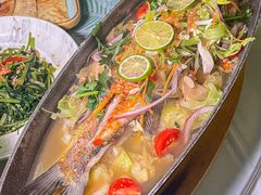 -蕉叶·泰国歌舞风情(世贸店)