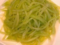 清炒莴笋丝-东四民芳餐厅(世茂工三店)