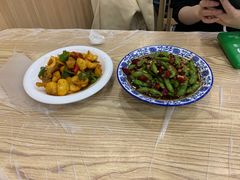 -江城燕子大排档(江汉路步行街店)