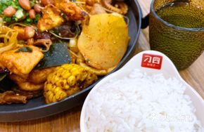 Rice with Seasonings and Snacks