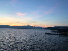 -湖景渔湾
