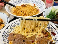 -李与白包子铺(桐梓林店)