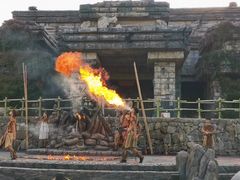 -茅山东方盐湖城景区