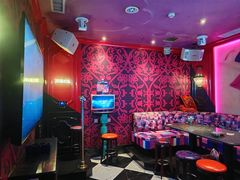 -UK派对KTV(日月广场店)