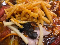 -红鼻子桂林米粉(金唐新光界店)