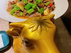 杭椒爆炒牛肉-新白鹿餐厅(金鹰新街口店)