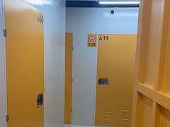 -安东易迷你自助仓储寄存仓库(杨浦店)