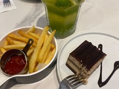 -意国小镇披萨牛排餐厅(新玛特店)