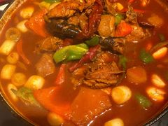 珐琅锅大盘鸡-阿里家·新疆烤肉酒場 by MIG