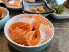 三文鱼鱼腩-亚马逊蒸汽活海鲜自助(LCM置汇旭辉广场店)