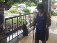 -横县服务区易捷便利店