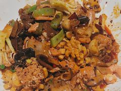 -东口码头·烧鸽子·鱼头泡饼·地方菜(金鹰悦城店)