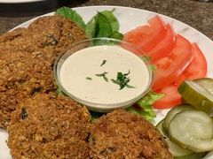-Efes Turkish & Mediterranean Cuisine 艾菲斯餐厅(陆家嘴店)