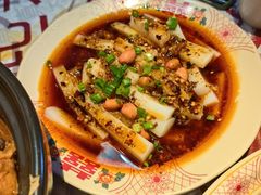 川贝凉粉-耙吉吉川味小酒馆(本地人回头店)
