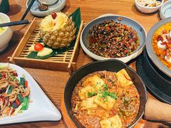 -云海肴·汽锅鸡·云南代表菜(天山百盛优客店)