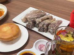 -贯贯吉·清真餐厅(浙江中路店)