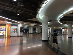 -公园前(地铁站)