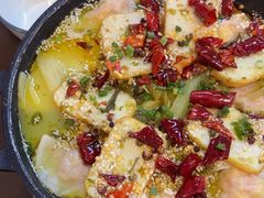 酸菜鱼饺子锅-袁记云饺的猜想(东方宝泰首店)
