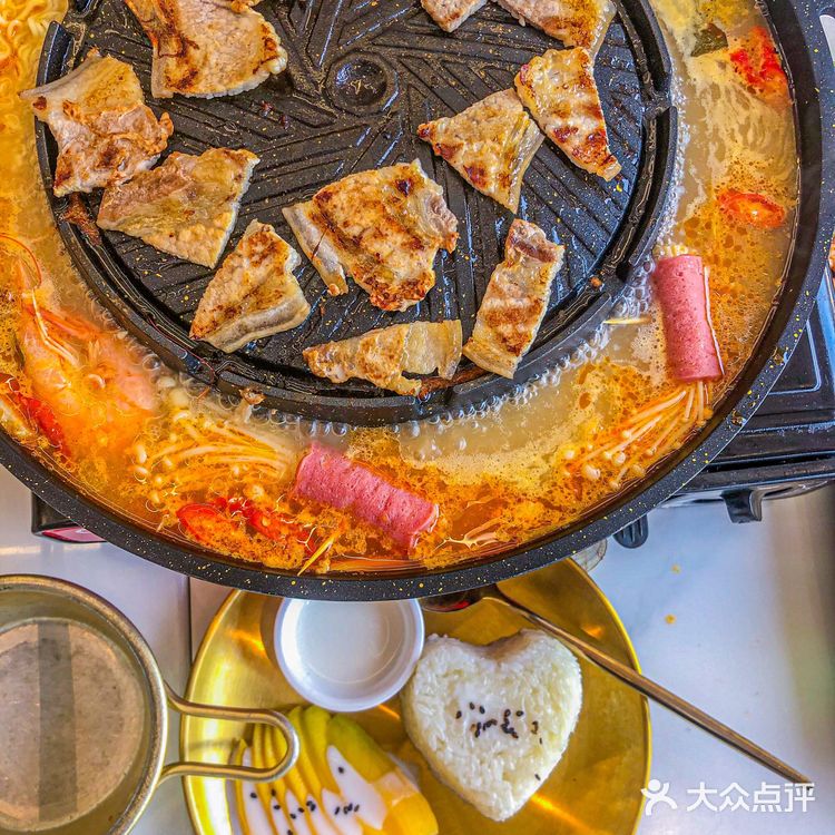 重庆美食|为了泰式火锅烤肉来一趟熙街