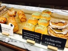 自家红豆抹茶面包-WHEAT&BAKER-麥(凯德来福士店)