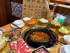 -黔三一夺夺粉酸汤火锅(百信店)