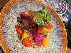 藜麦百香果水果沙拉-卢布里西餐厅(总店)