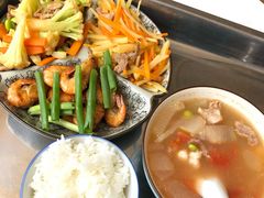 -爱的果实月嫂育婴师(世纪东方店)