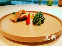 香干马兰头配脆皮椒麻鸡-松鹤楼·非遗·苏帮菜(融科店)