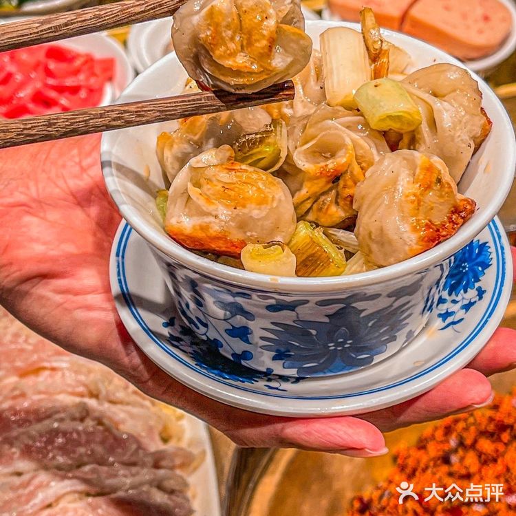 老板疯了!菜品统统都10块💰!