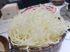 -扎起市井老火锅(乐山总店)