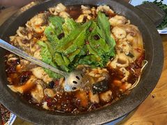 -都江堰石锅鱼