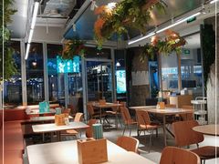 大堂-老乡鸡(上海白玉兰广场店)