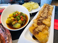 -炉小二铜锅牛蛙•川湘菜(三里屯店)