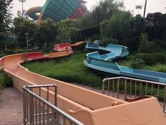 -欢乐水魔方水世界