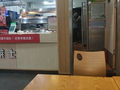 -华莱士·全鸡汉堡(宝岗店)