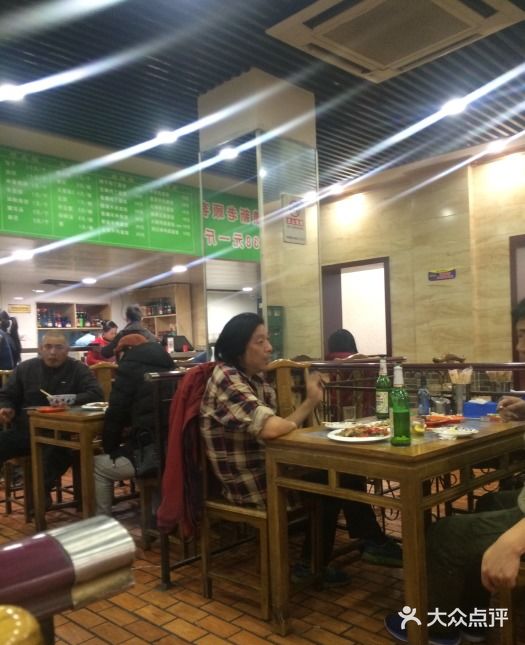 马记伊源斋涮肉·清真菜(潘家园古玩市场店)大堂图片